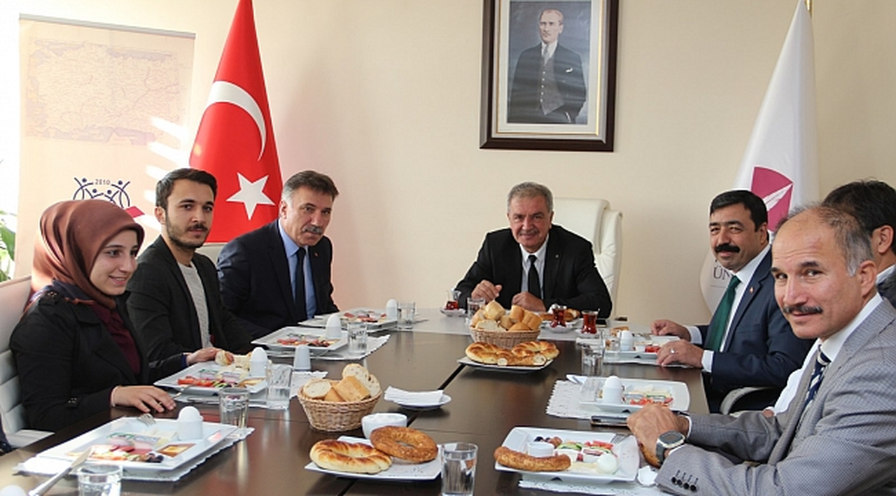Rektör Tokaç, Öğrenci Konseyi İle Bir Araya Geldi
