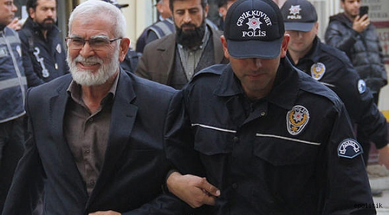 Furkan Vakfı üyesinin telefonundan çocuk pornosu çıktı