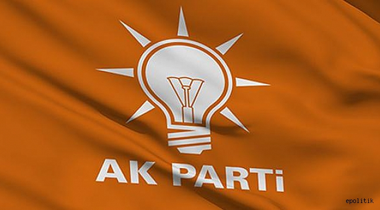 AK Parti Karşıyaka İlçe Kongresi Yapıldı Başkan Seçildi