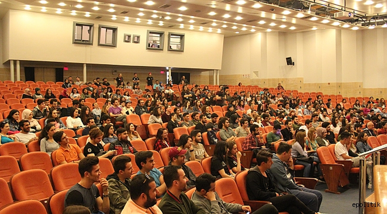 Arıkan, “İletişim, geleceğin mesleklerinden birisidir”