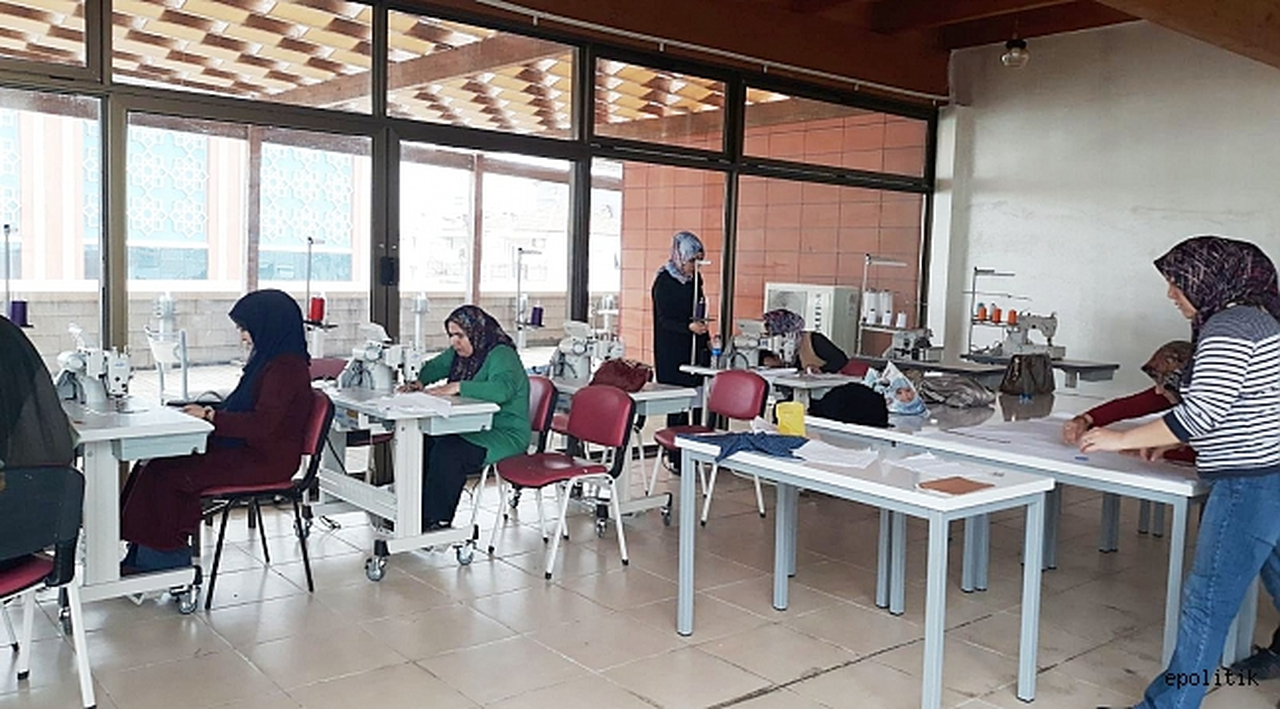 Kemalpaşa'da Yaz Dönemi Meslek Kursları