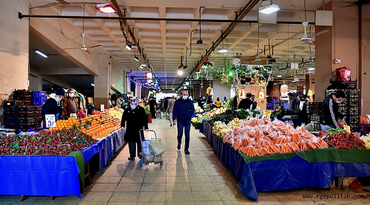 Bornova’da “Pazar” alışverişi Pazartesi yapılacak