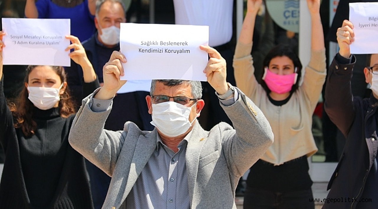 Çeşme Belediyesi personeline Koronavirüs eğitimi