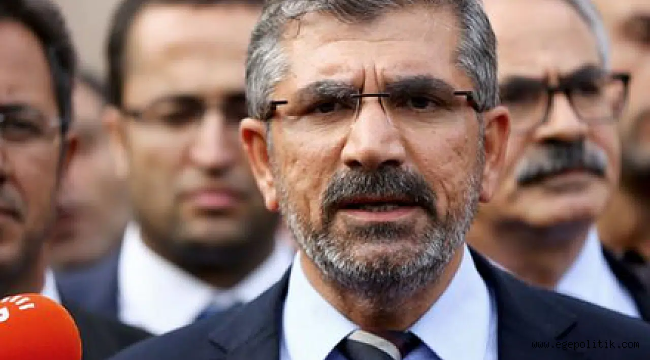 Tahir Elçi davasında polislerin beraat kararına tepki: "Faili meçhul cinayetlerle mücadele eden Elçi'nin faili meçhul bırakılmasına izin vermeyeceğiz"