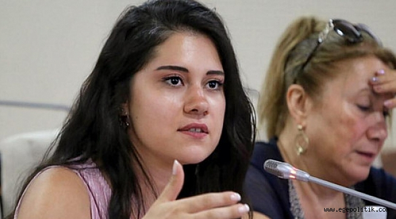 CHP’li belediye meclis üyesi Dila Koyurga adli kontrol şartıyla serbest bırakıldı