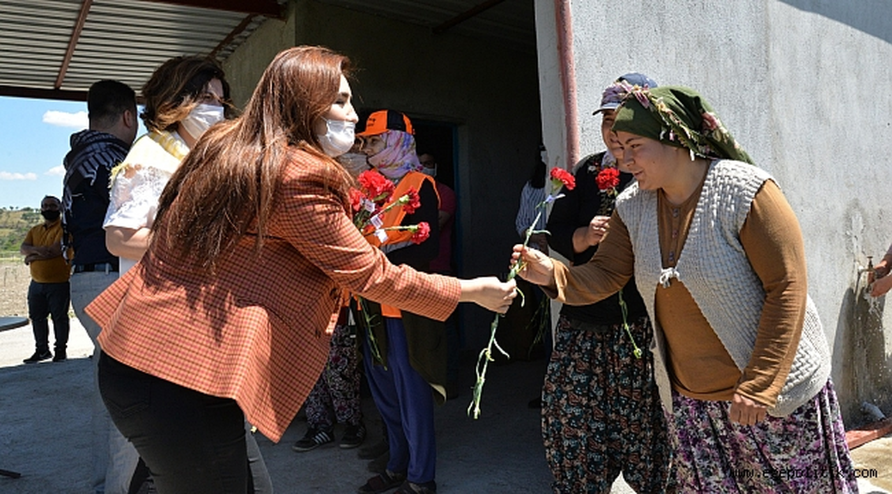 İzmir Milletvekili Sevda Erdan Kılıç Menemen’i ziyaret etti