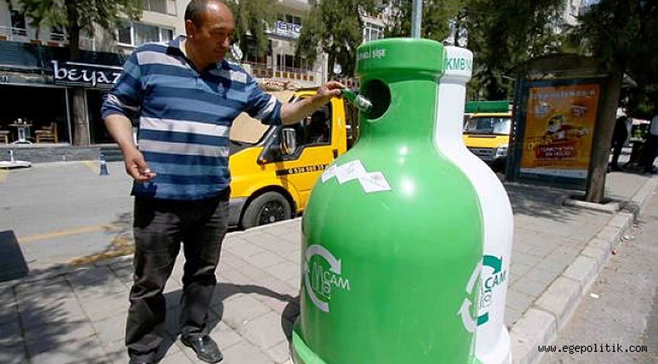 Bayraklı’da 23 ton atık geri kazanıldı