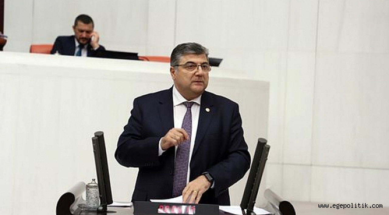 Milletvekili Sındır, “Böyle giderse gül sektöründe de sınıfta kalacağız”