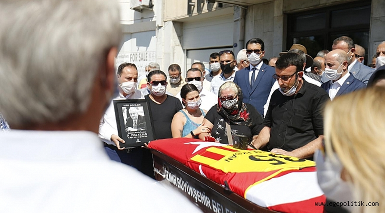 Aksan’a Konak Belediyesi’nde son veda