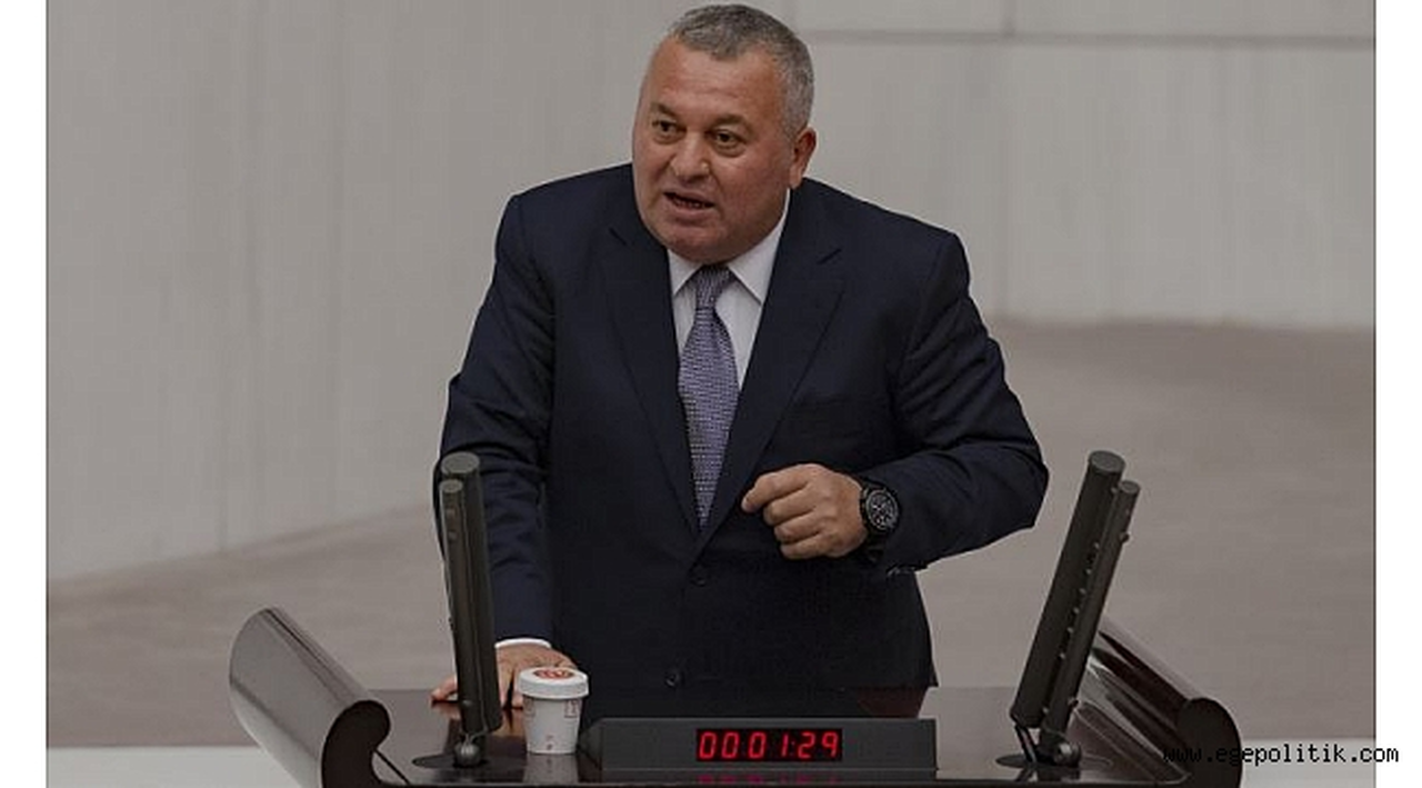 MHP'den ihraç edilen Enginyurt'a destek için bir istifa daha