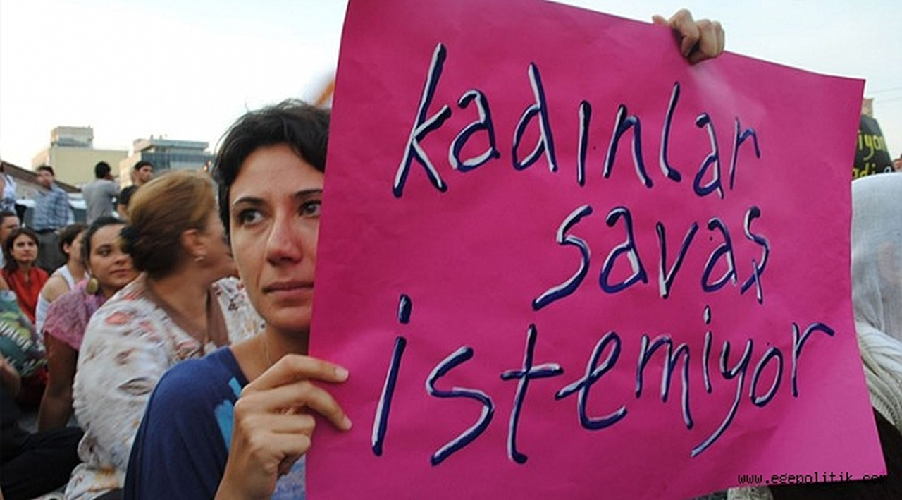 Türkiye ve Yunanistan'dan 350 kadın barış çağrısı yaptı