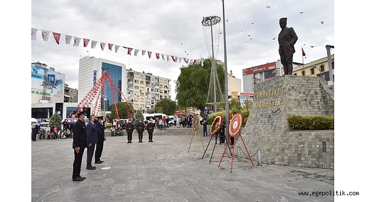 Bornova' da 29 Ekim coşkusu başladı