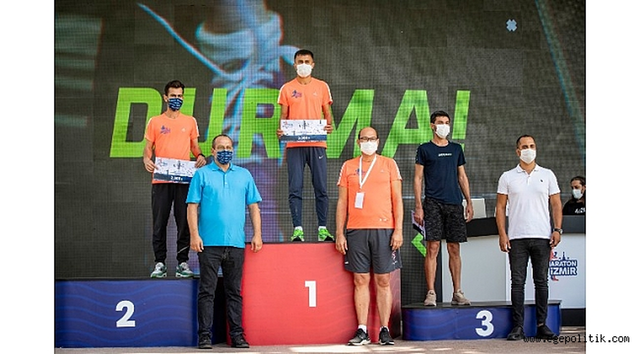 İzmir' in ilk uluslararası maratonu koşuldu