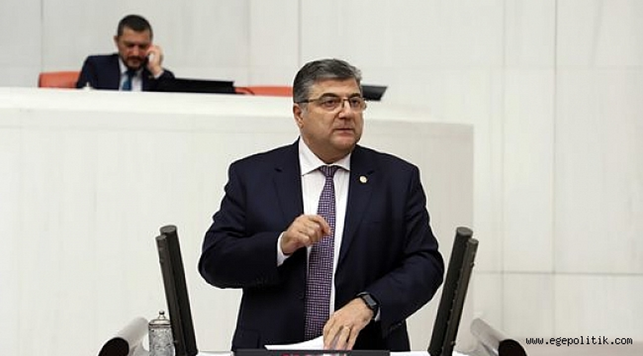Milletvekili Sındır, “tereddüt etmeden Türkiye’yi borç batağına sürüklüyorsunuz”