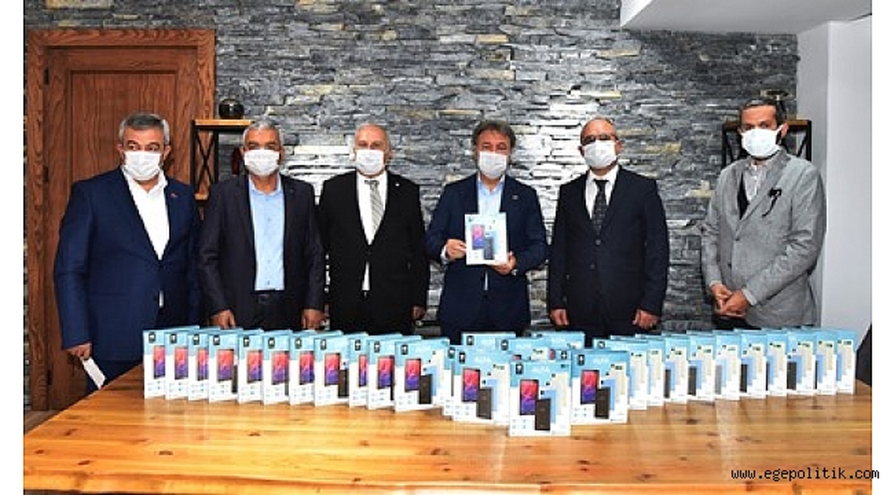 İduğ: Hedefimiz iş dünyasından 5 bin tablet