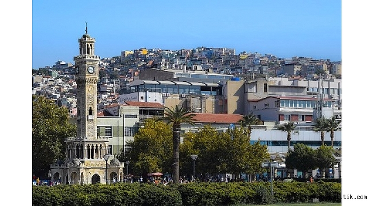 Turistler sokağa çıkma yasağından muaf