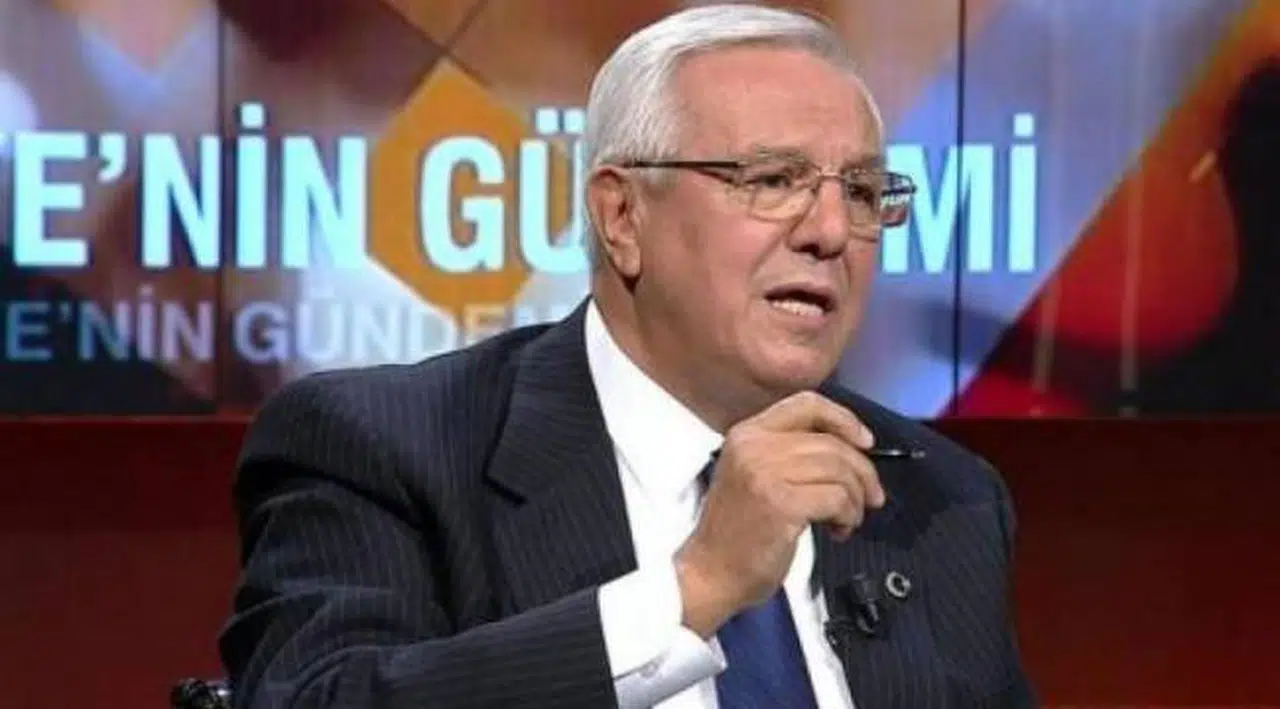 Ankara'da bir saldırı daha: Orhan Uğuroğlu evinin önünde darp edildi