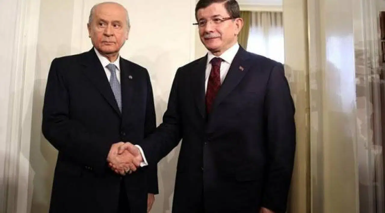 Bahçeli 'insan içine çıkamaz' dedi, Davutoğlu içeriği açıkladı: Erdoğan'a hakaret ediyordu