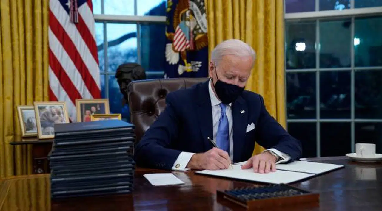 Biden: Covid-19'dan ölümler gelecek ay 500 bini geçebilir