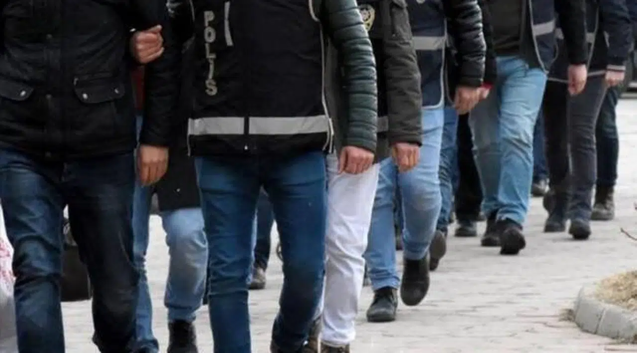 Göçmen kaçakçılığı operasyonu: 94 kişiye gözaltı