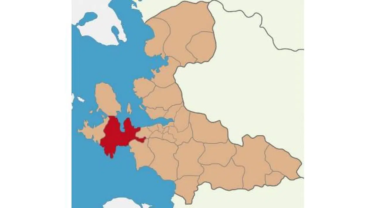 İzmir'de sabaha karşı deprem