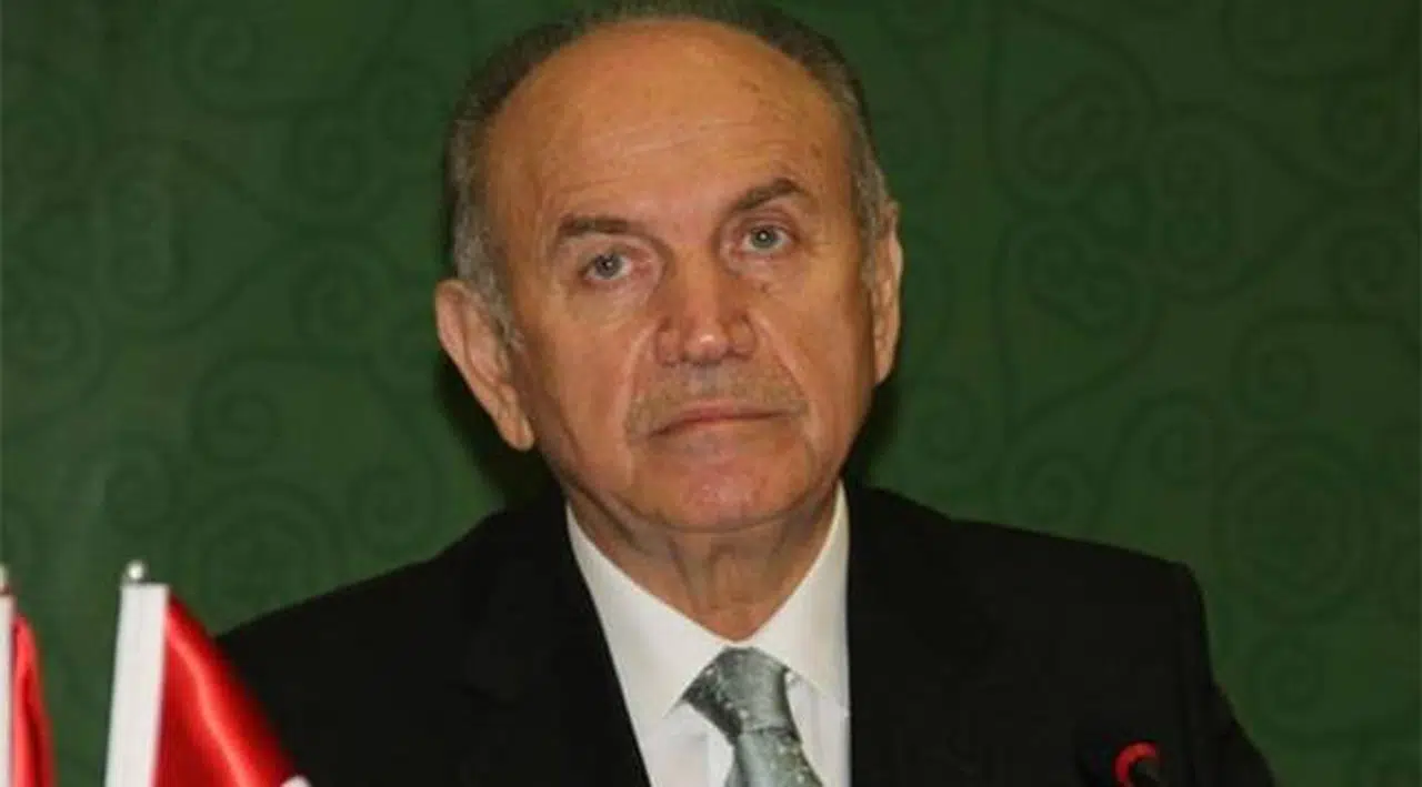 Kadir Topbaş diyaliz makinesine bağlandı