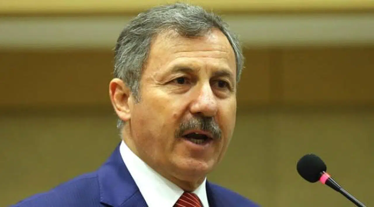 Özdağ: Muhalif görünüp iktidara hizmet eden ciddi bir kesim var