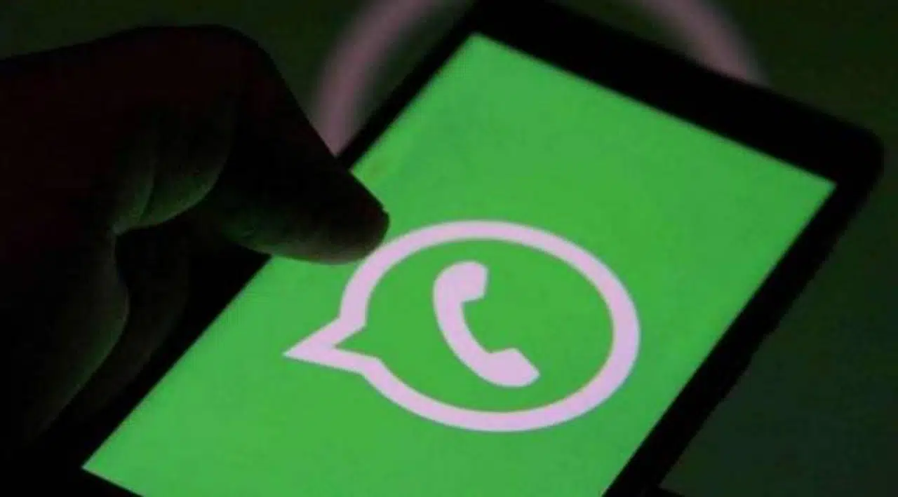 WhatsApp, tartışmalı sözleşmeyi Mayıs'a erteledi