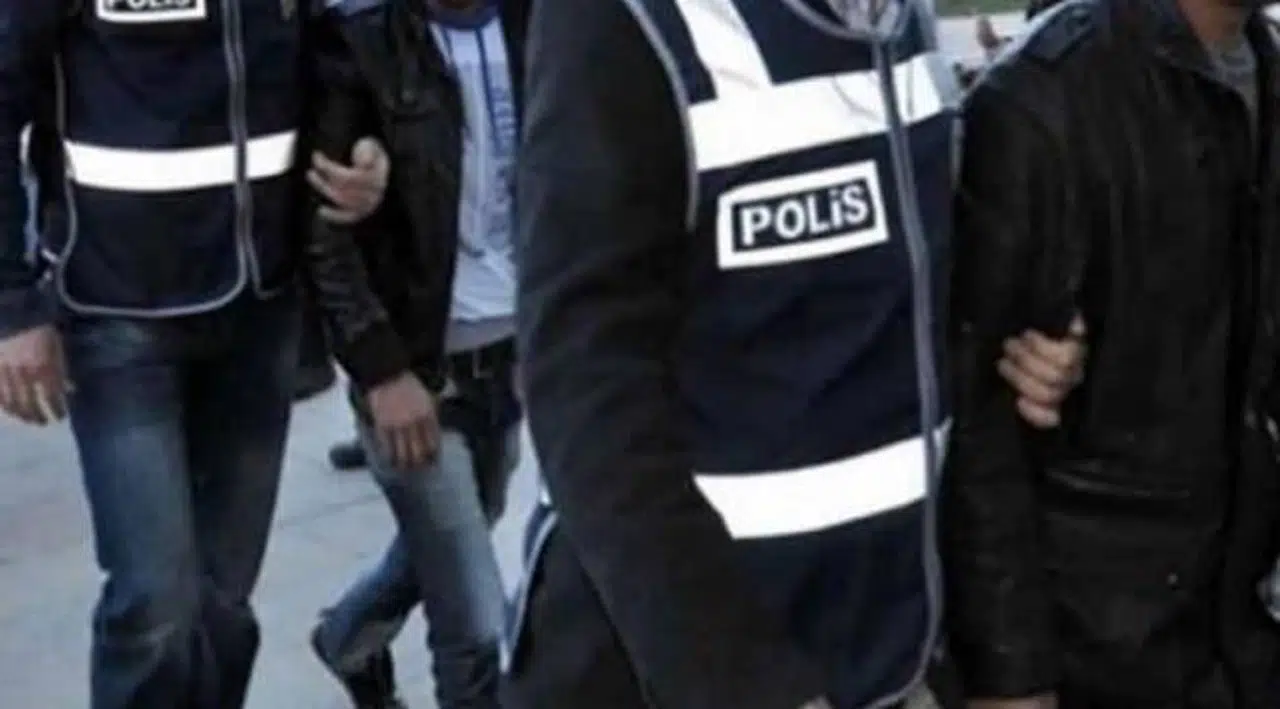 38 ilde 'FETÖ' operasyonu