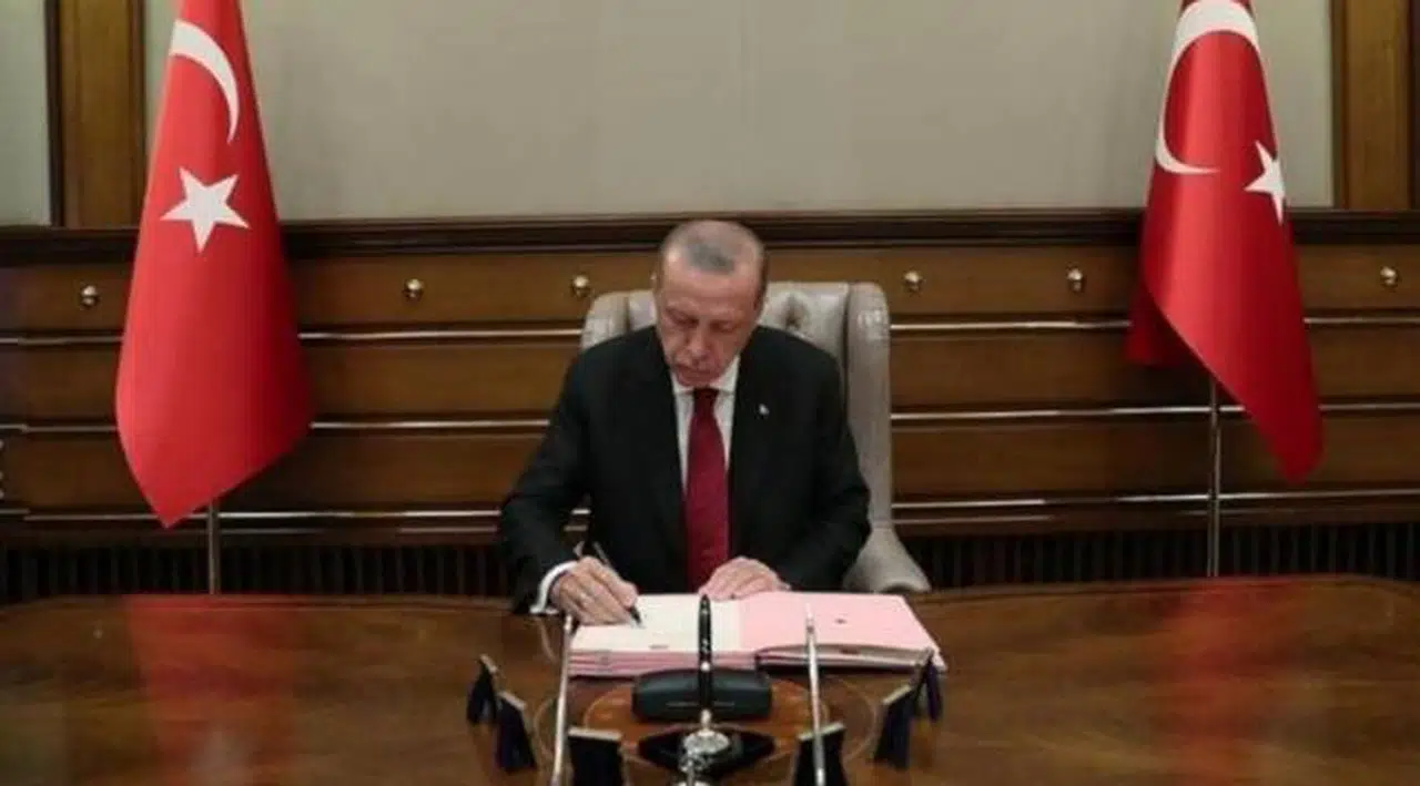 4 büyükelçi merkeze çekildi, 4 yeni büyükelçi atandı