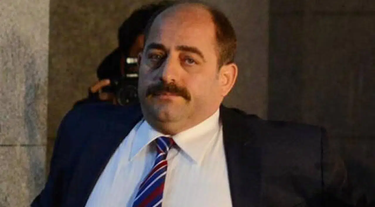 Almanya’dan Zekeriya Öz’e 145 ülkede geçerli pasaport