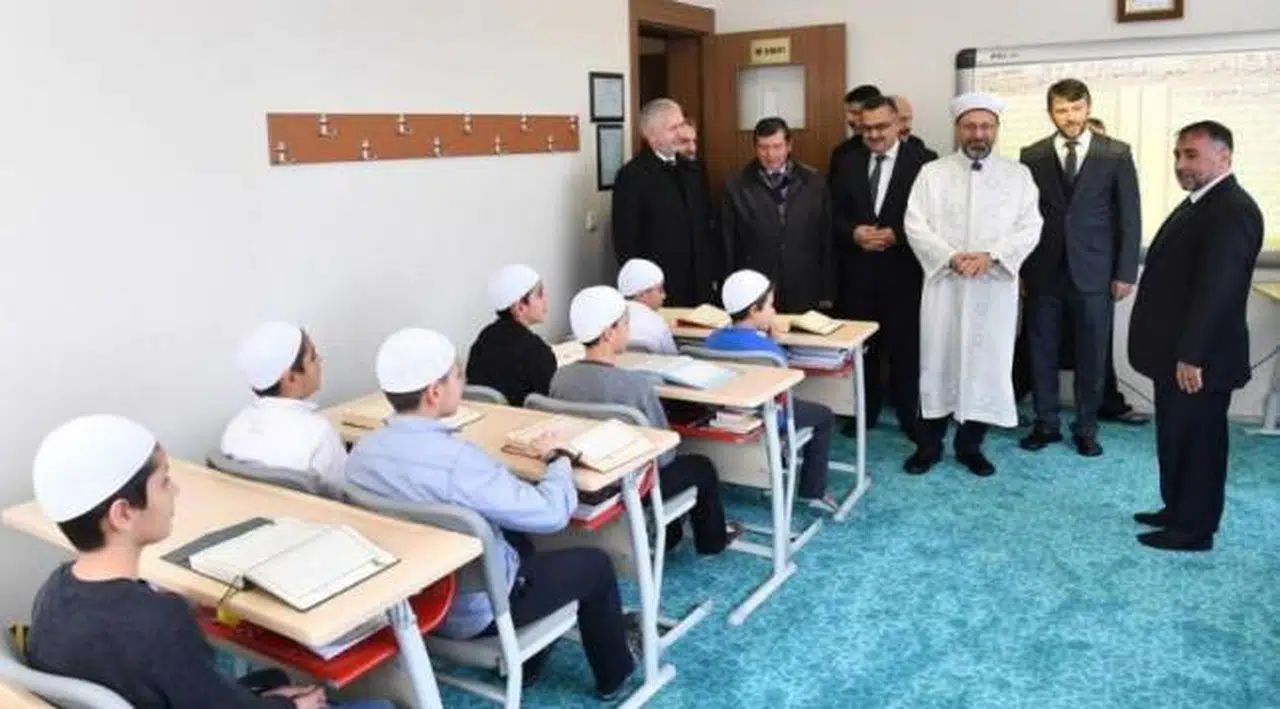 Valilikten açıklama: Kuran kursları sokağa çıkma yasağından muaf