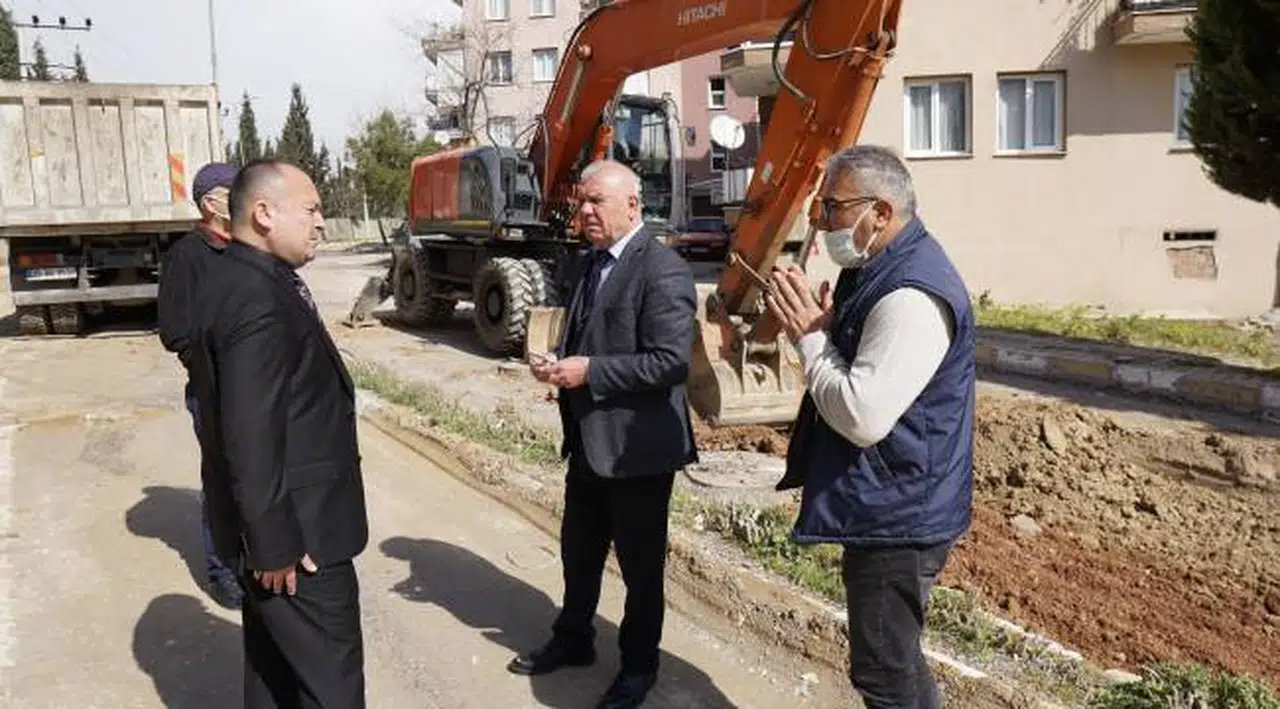 Başkan Karakayalı Ulucak’ta vatandaşları dinledi