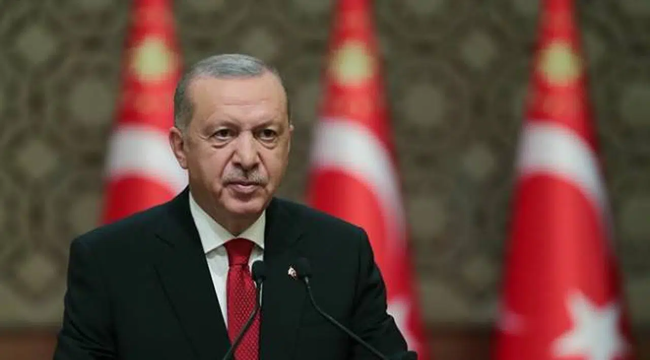 Erdoğan'dan kısıtlama açıklaması: İnişli çıkışlı mutasyon bizleri karar almakta zorluyor