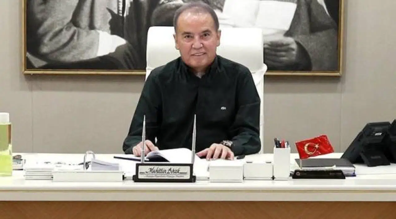 İnce'nin partisine katılacağı öne sürülen Muhittin Böcek'ten istifa iddilarına yanıt