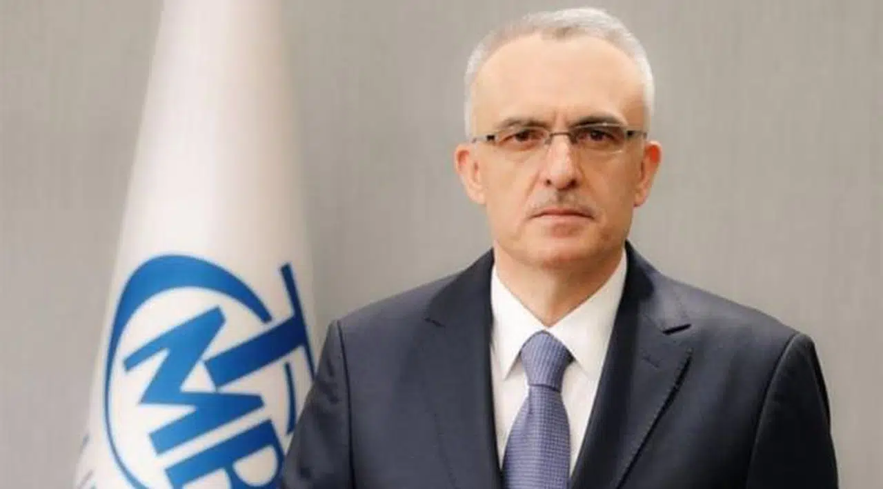 Merkez Bankası Başkanı Naci Ağbal görevden alındı