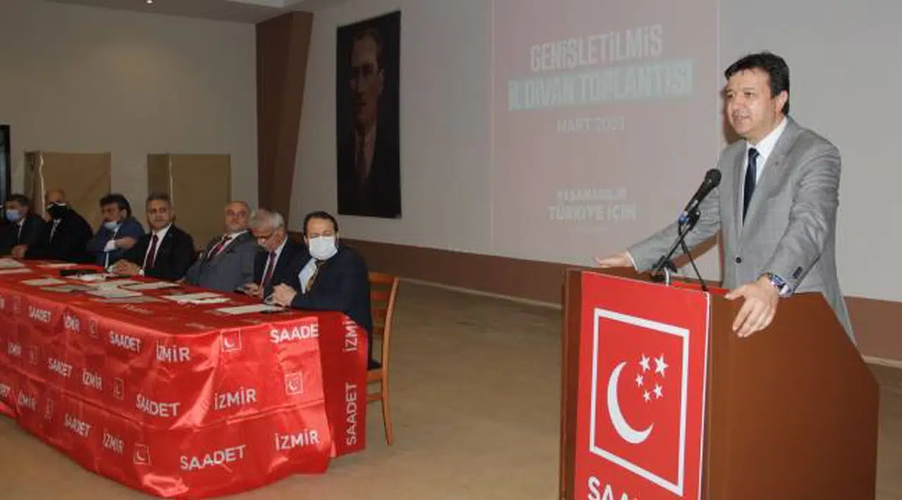 Saadet Partisi Genel Başkan Yardımcısı Arıkan, İzmir’de konuştu