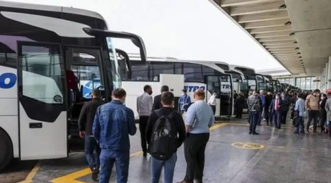 3 günde 1.2 milyon kişi seyahat etti