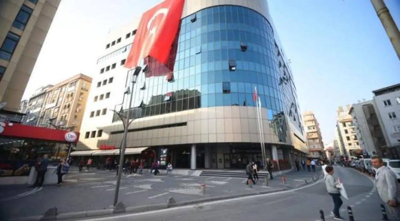 AKP’li belediyeden aynı firmalara ihale