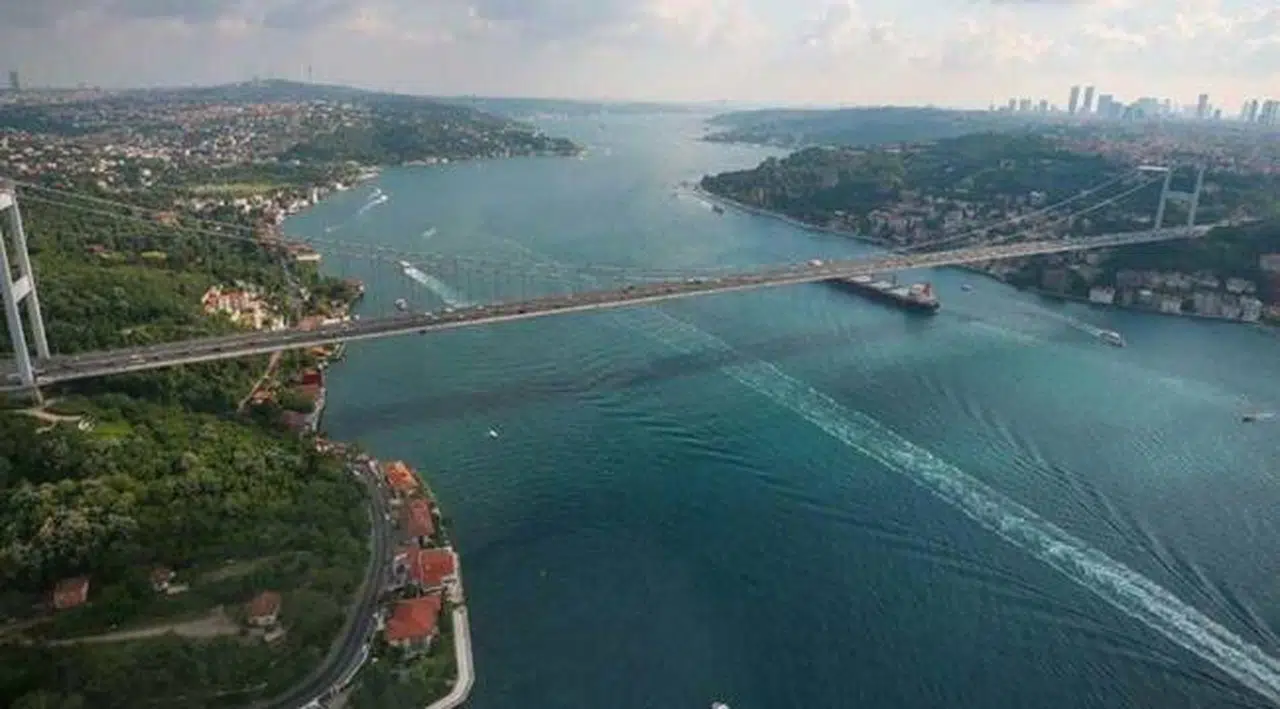 Emekli amirallerden Montrö ve sarıklı amiral bildirisi