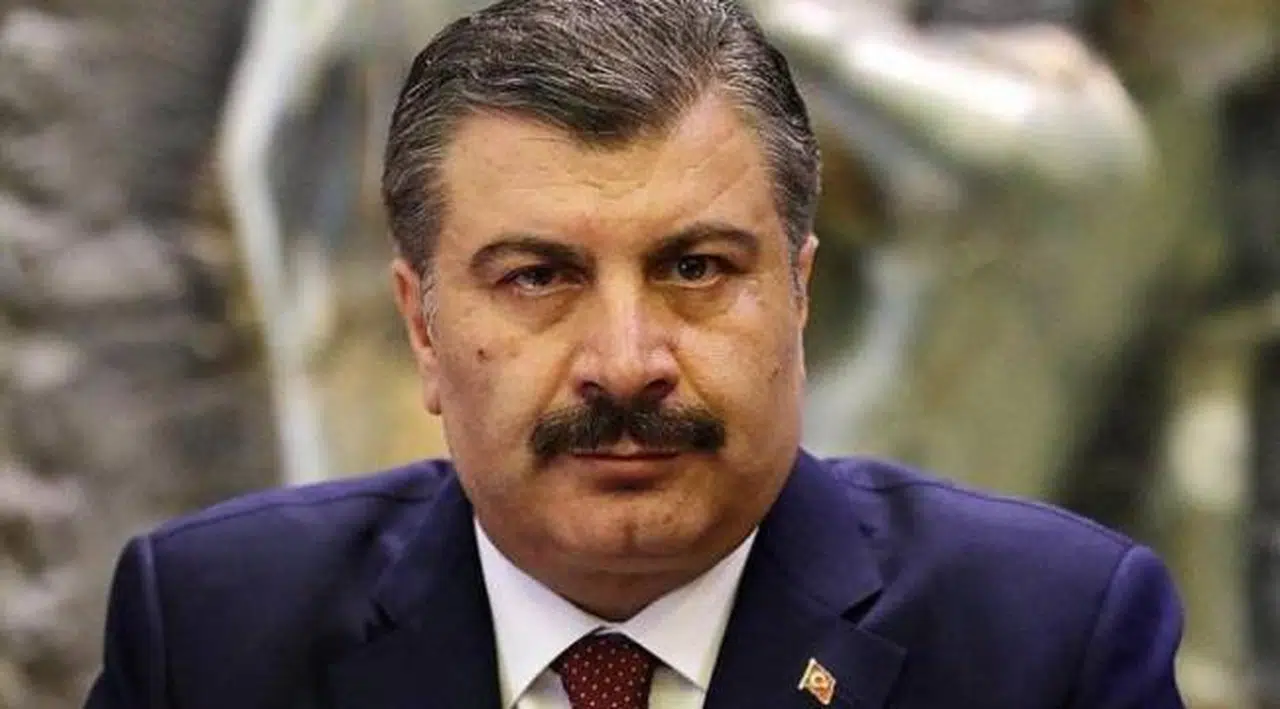 Fahrettin Koca'dan 'aşıda israf' yanıtı