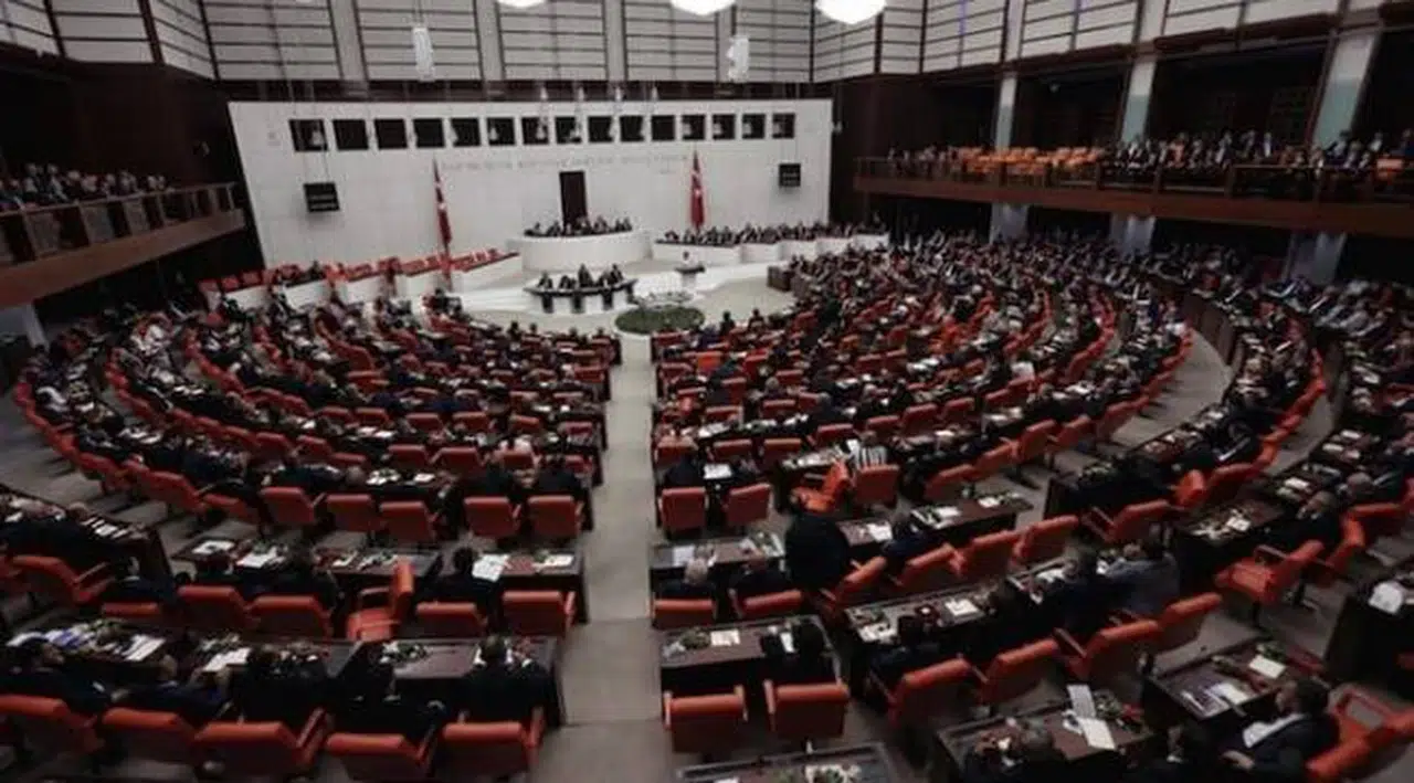 Güvenlik soruşturması kanun teklifi bir kez daha oylanacak