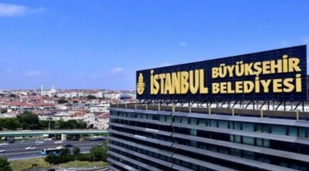 İBB, Kuran ve elyazmalarına 1,7 milyon lira ödeyecek