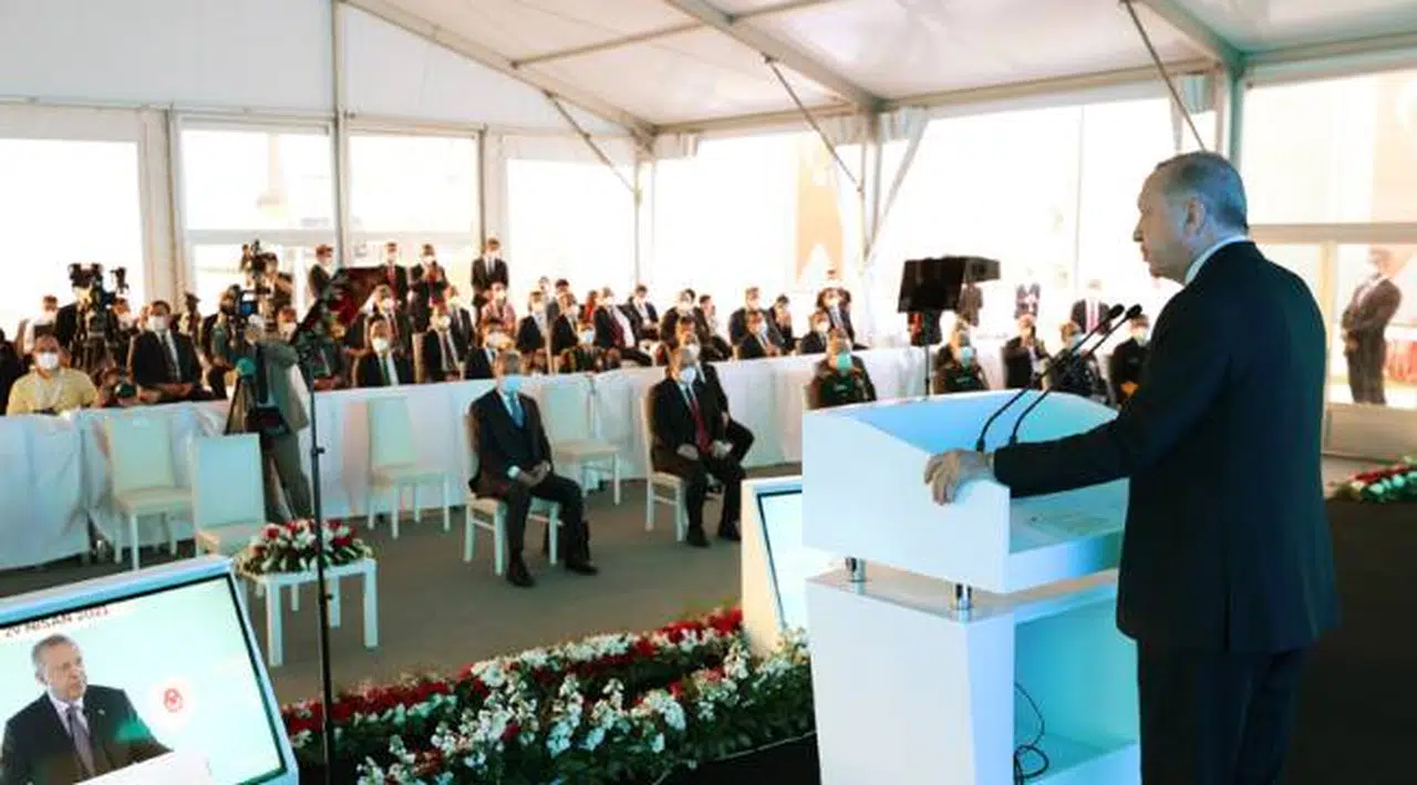 Maaşlar erken ödenecek, destekler 1 ay uzatıldı