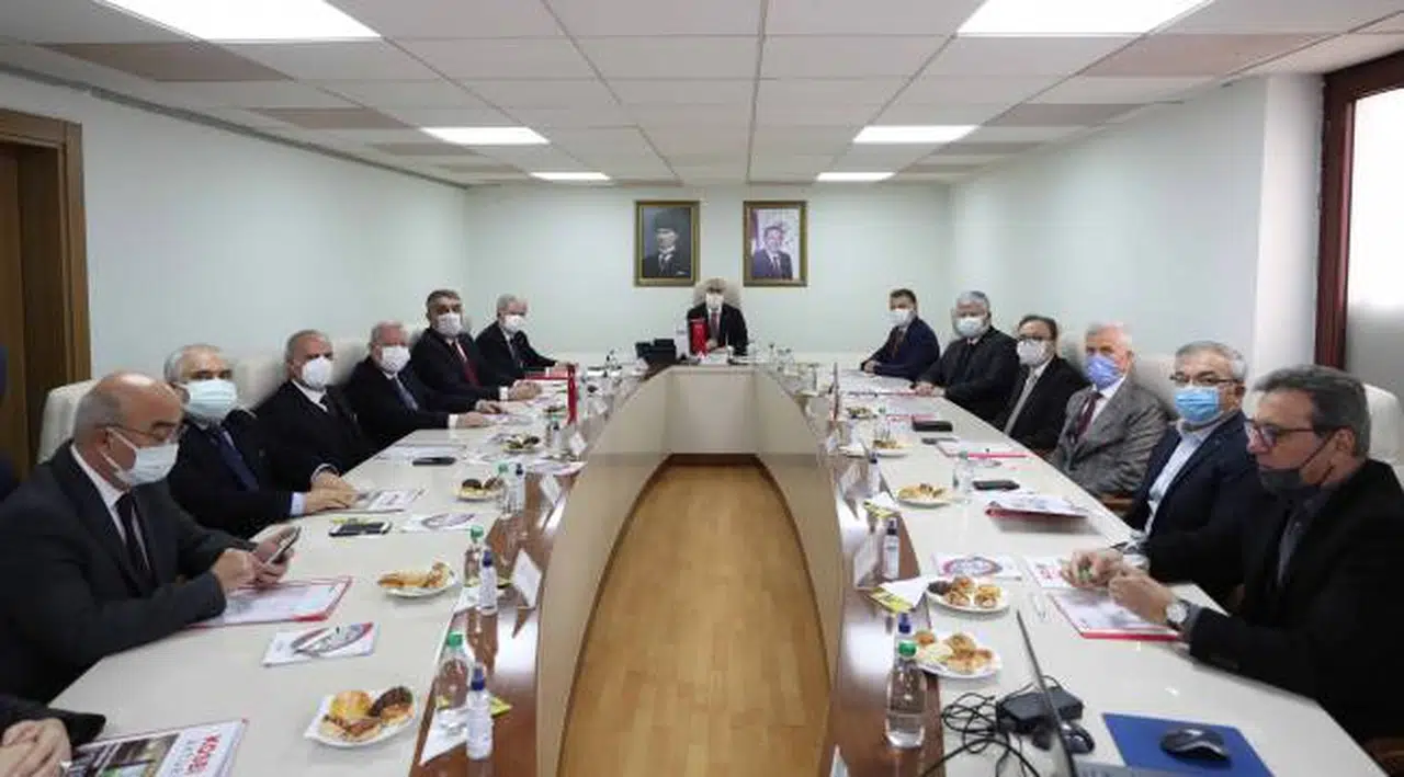 Sanayiciye zor dönemde yatırım çağrısı