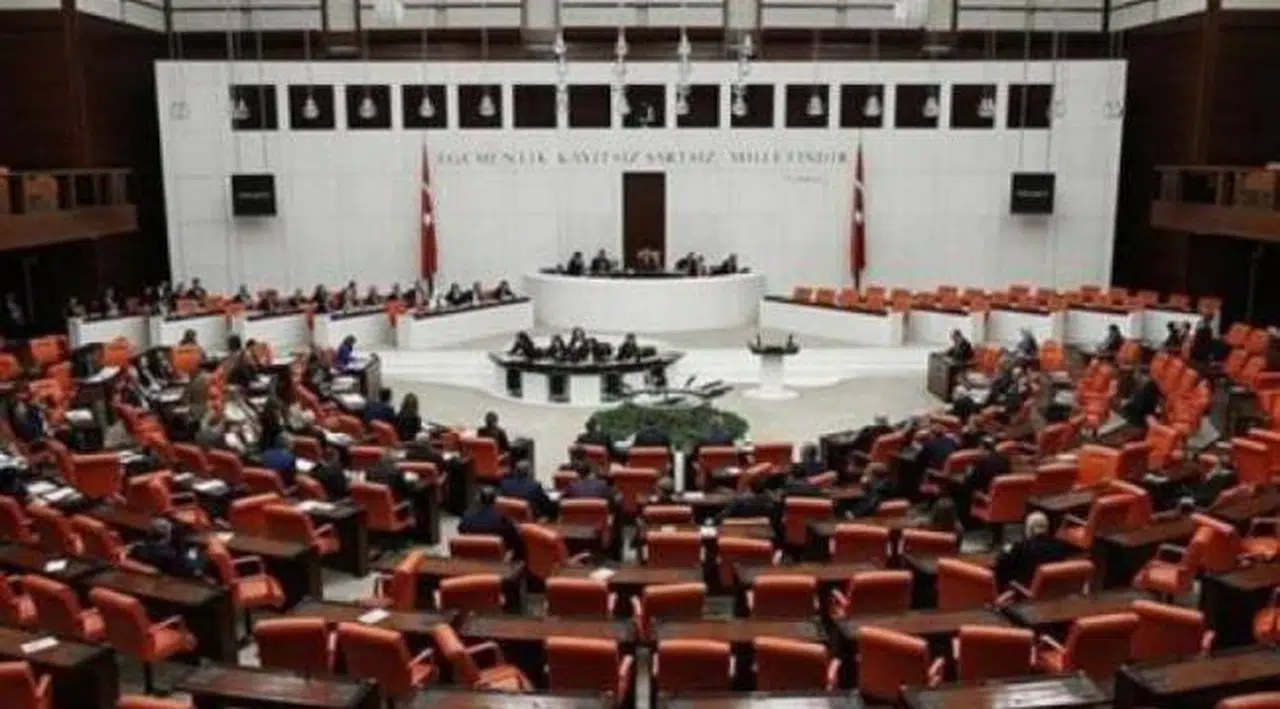 TBMM'de koronavirüs tedbiri: Ziyaretçi yasağı kararı alındı