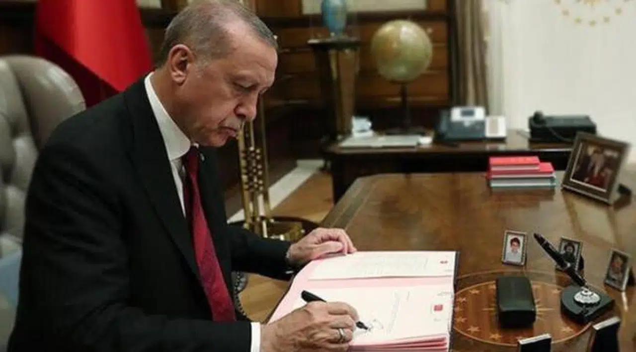 2 bakanlığa kritik atamalar