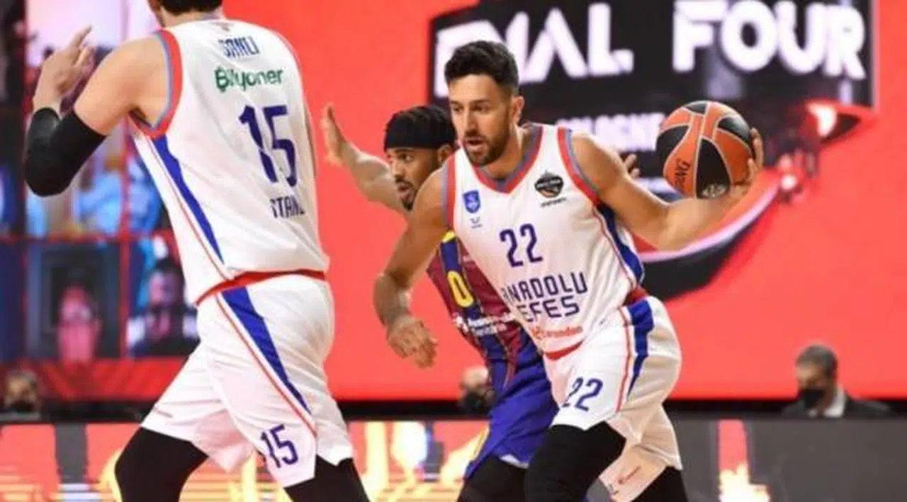 Anadolu Efes Euroleague şampiyonu