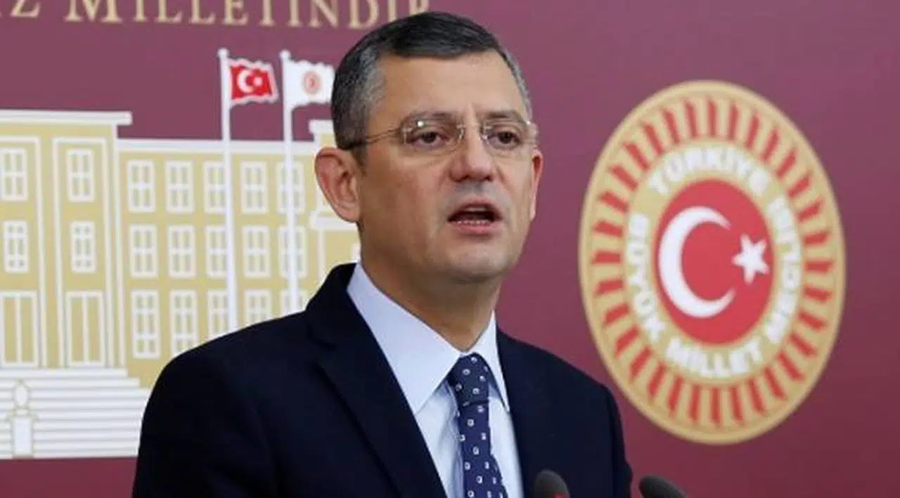 CHP'li Özel'den Binali Yıldırm'a "yardım malzemesi götürdü" tepkisi: Keşke Ticaret Bakanlığı'na yardımda bulunsaydı da kazıklanmasaydık!