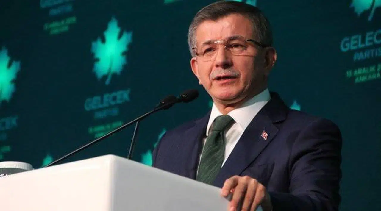 Davutoğlu: Berat Albayrak cahilin ta kendisidir, ekonomi bu yüzden battı, Soylu da güvenlik cahilidir